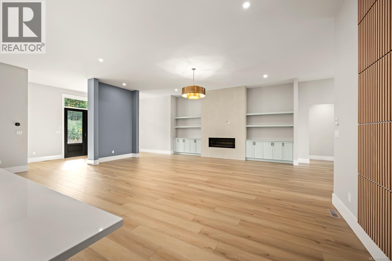 3989 Buckstone Rd, Courtenay