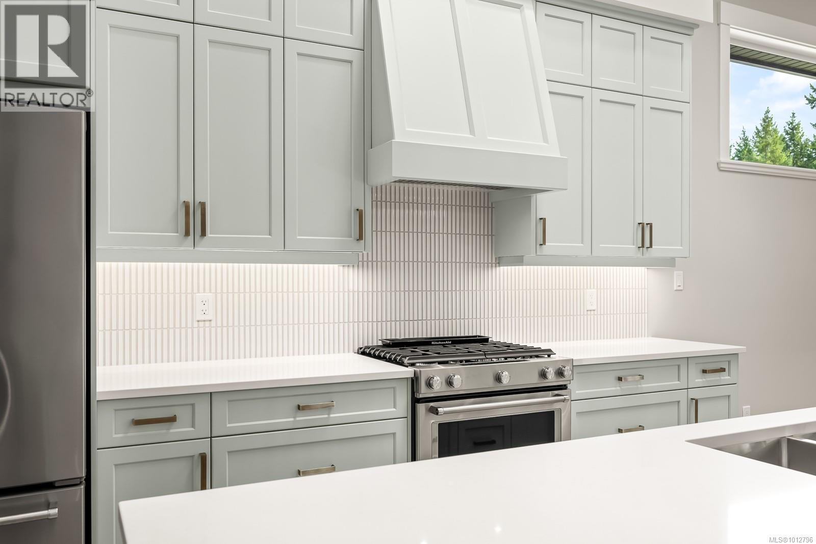 3989 Buckstone Rd, Courtenay