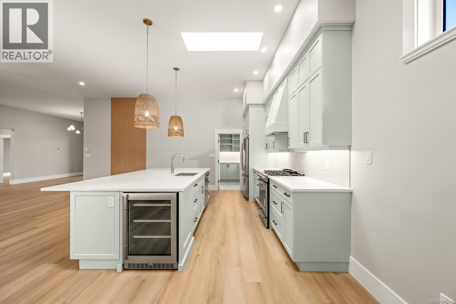 3989 Buckstone Rd, Courtenay