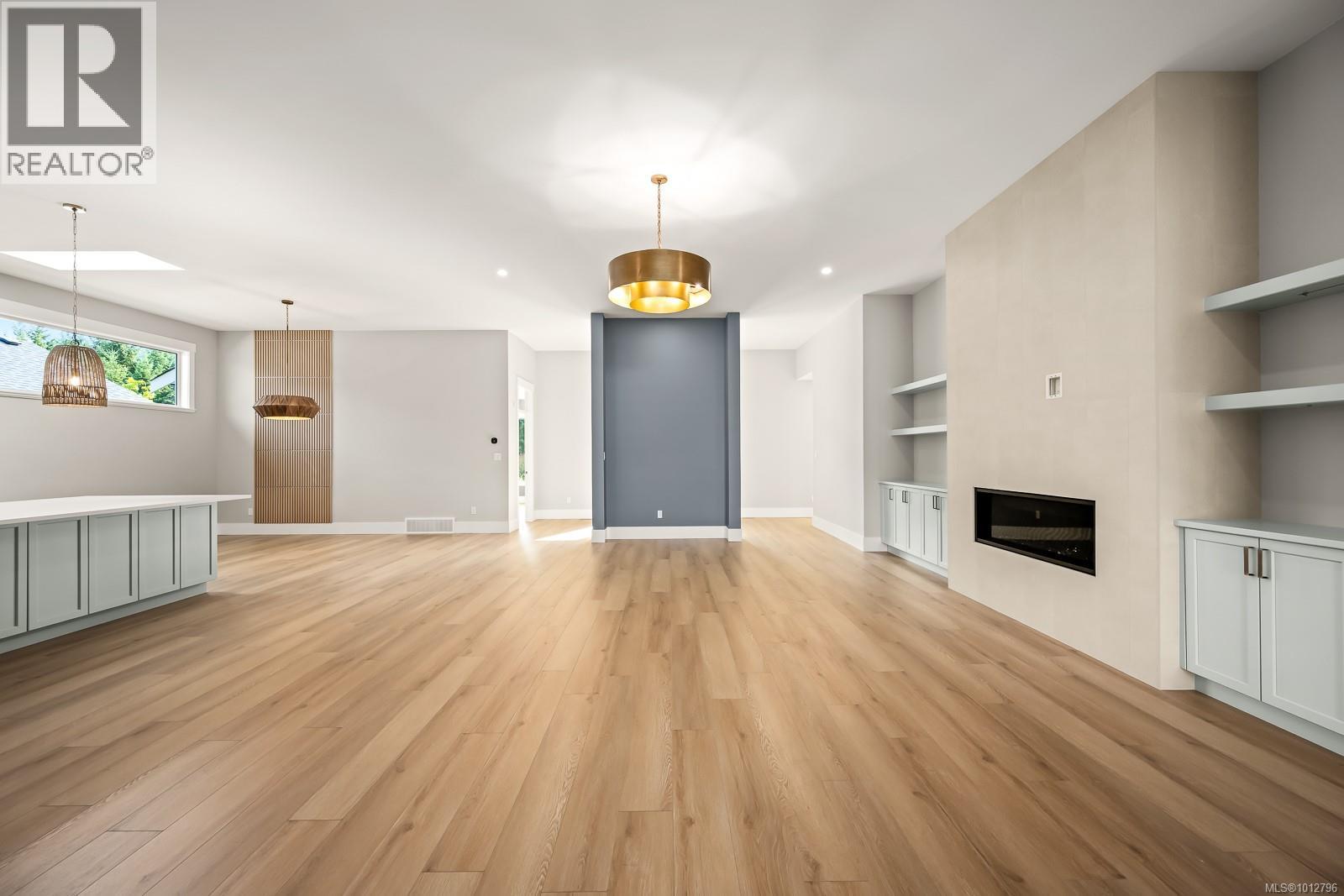 3989 Buckstone Rd, Courtenay