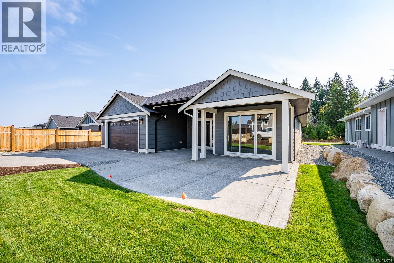 3989 Buckstone Rd, Courtenay