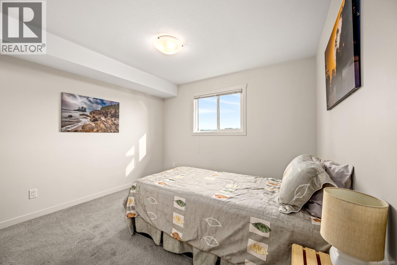 411 1944 Riverside Lane, Courtenay