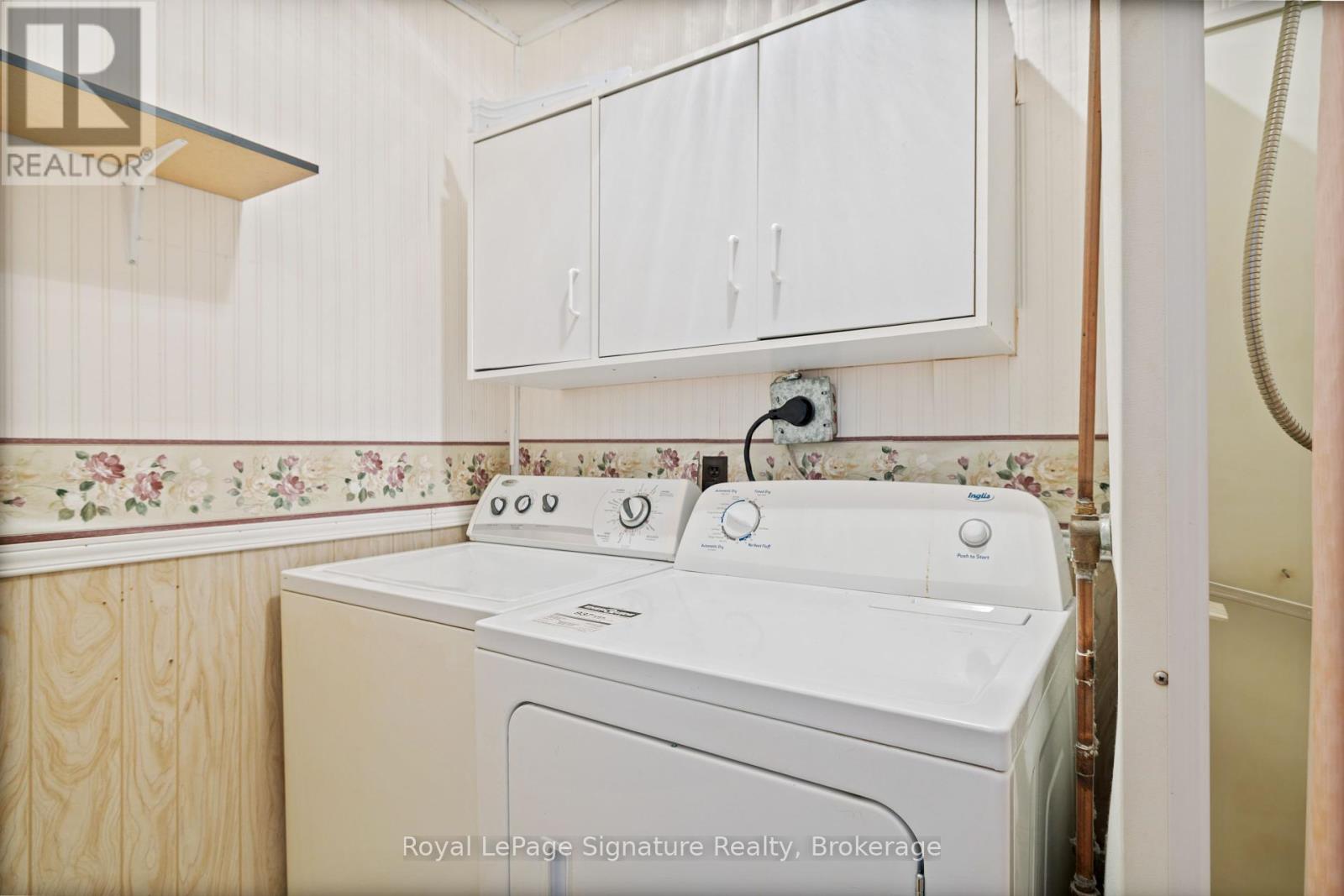 Photo 23 of 125 Fourth Street W, Collingwood ON