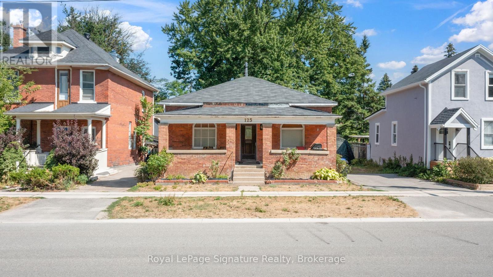 Photo 47 of 125 Fourth Street W, Collingwood ON