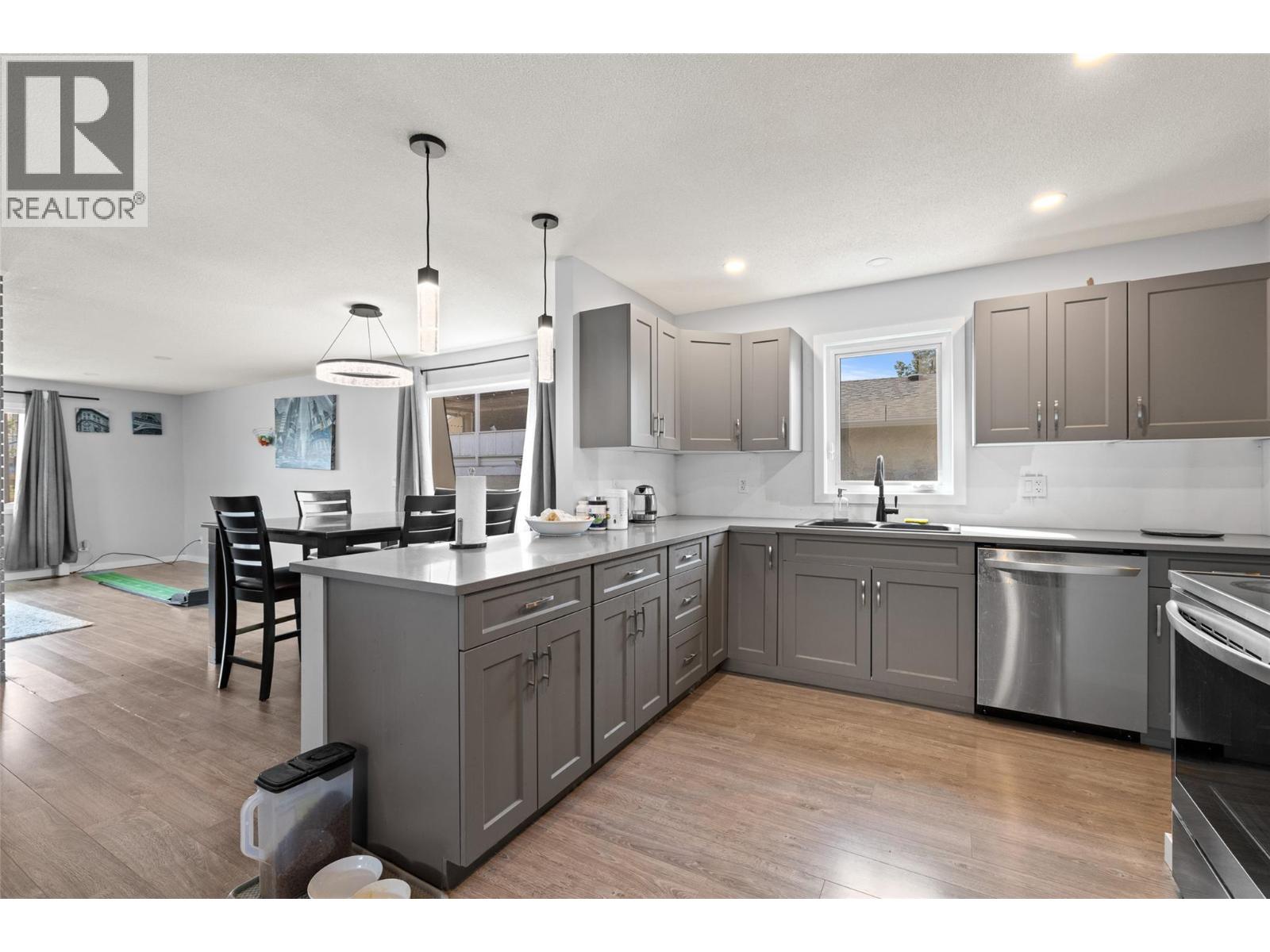  290 Leathead Road, Kelowna