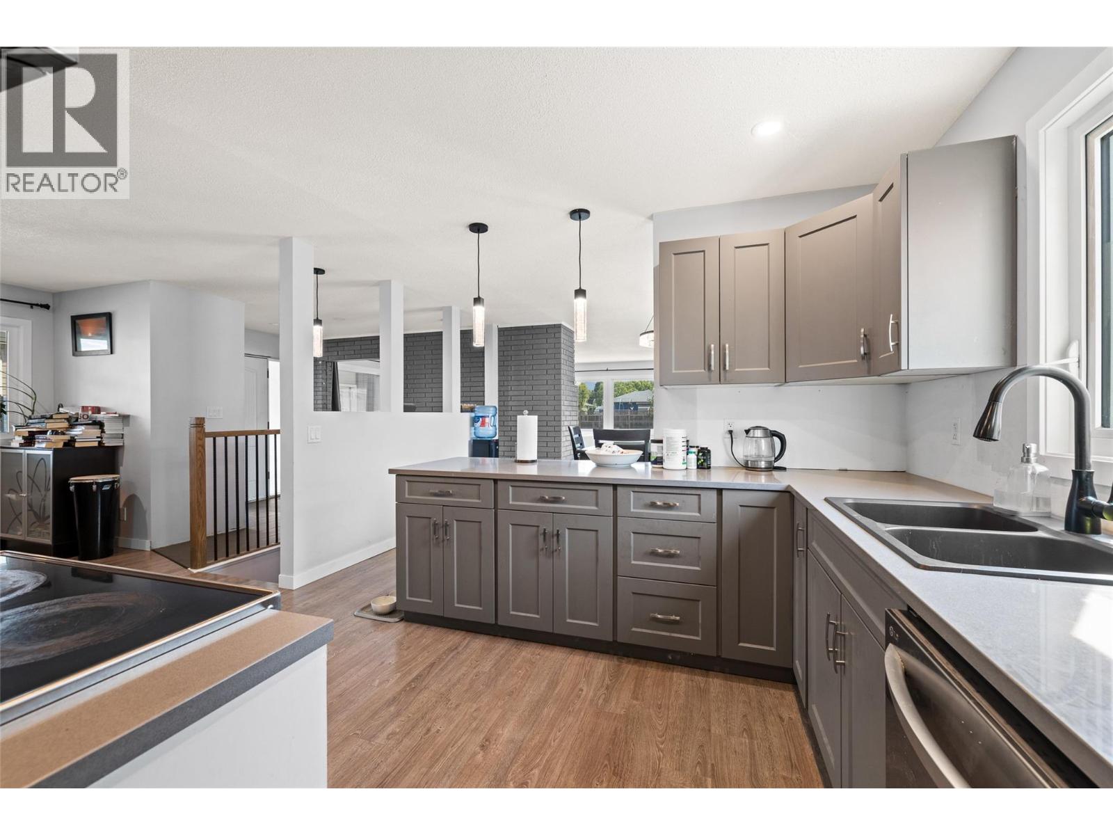  290 Leathead Road, Kelowna