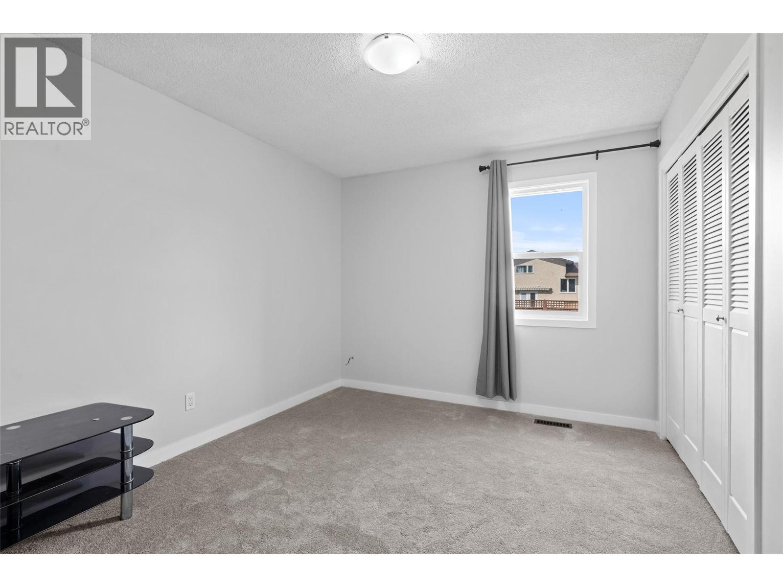  290 Leathead Road, Kelowna
