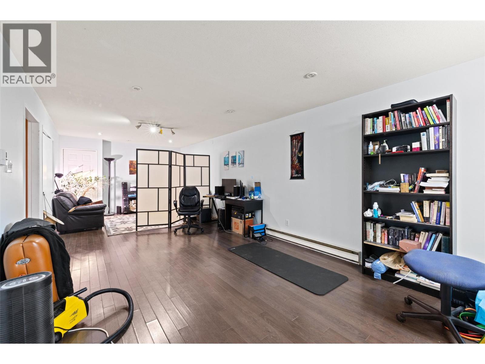  290 Leathead Road, Kelowna
