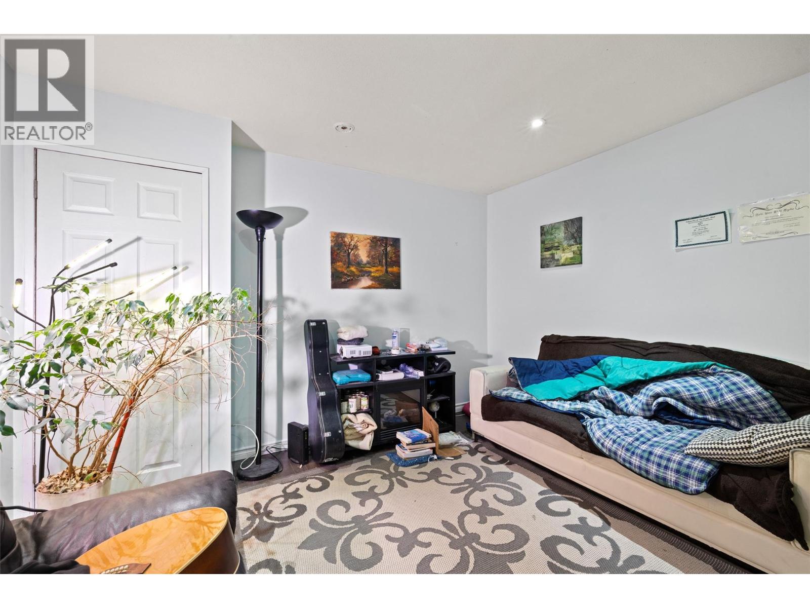  290 Leathead Road, Kelowna