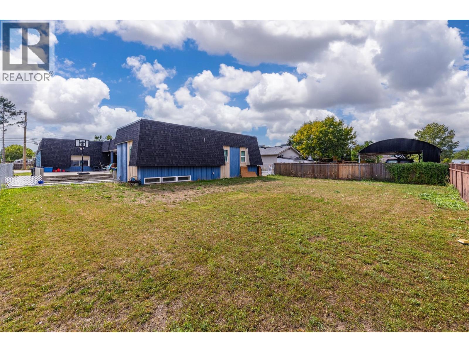 290 Leathead Road, Kelowna