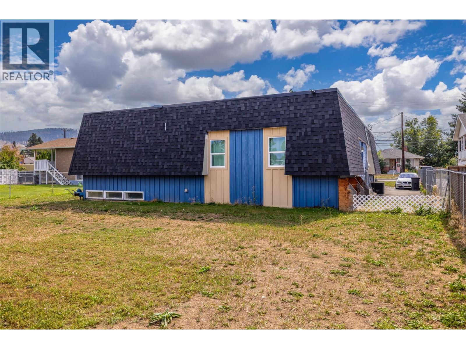  290 Leathead Road, Kelowna