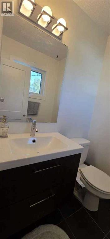 Photo 31 of 640 Willowburn Crescent Se, Calgary AB