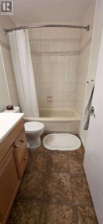 Photo 36 of 640 Willowburn Crescent Se, Calgary AB