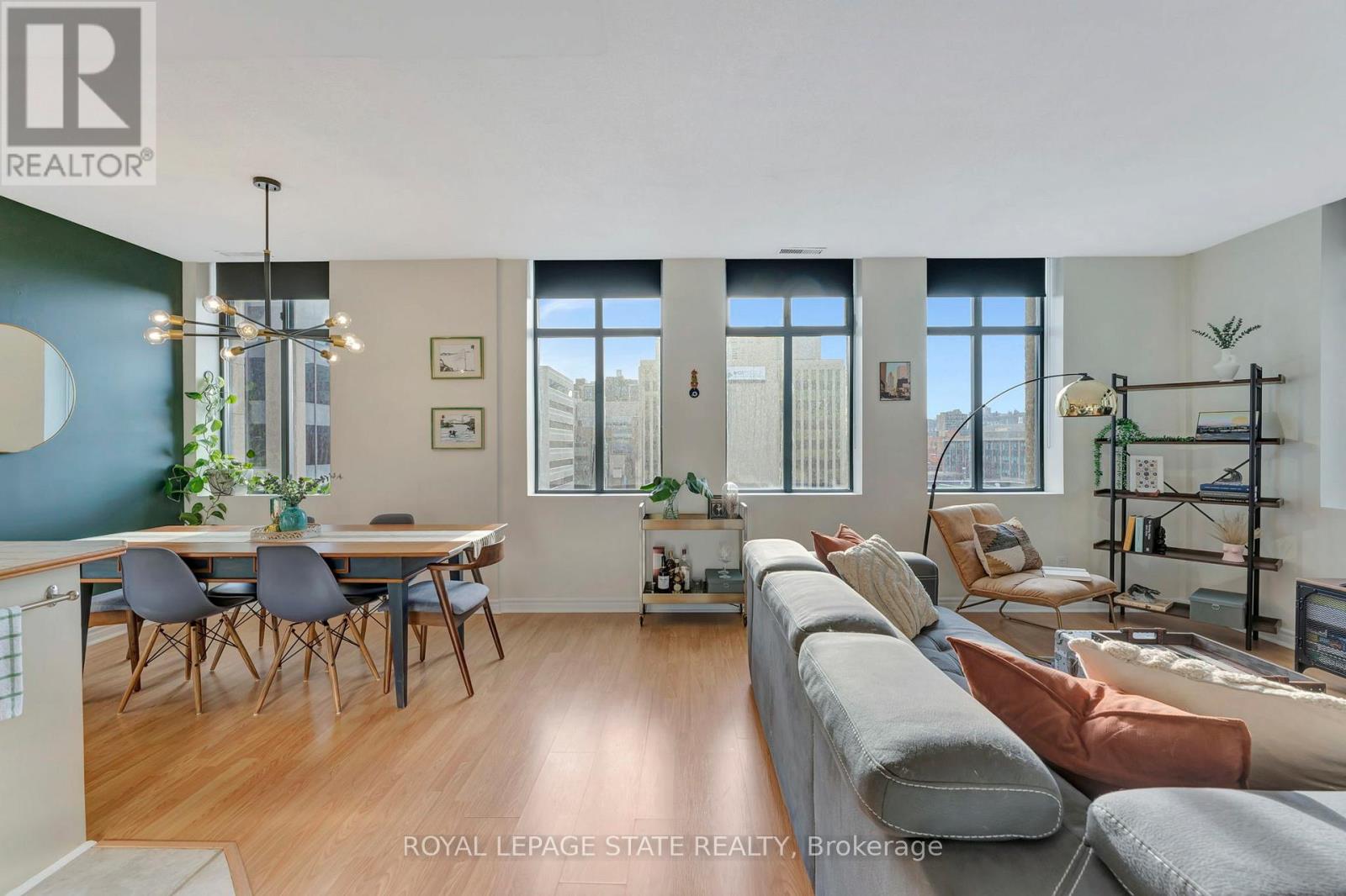 Photo 22 of 701 36 James Street S, Hamilton ON