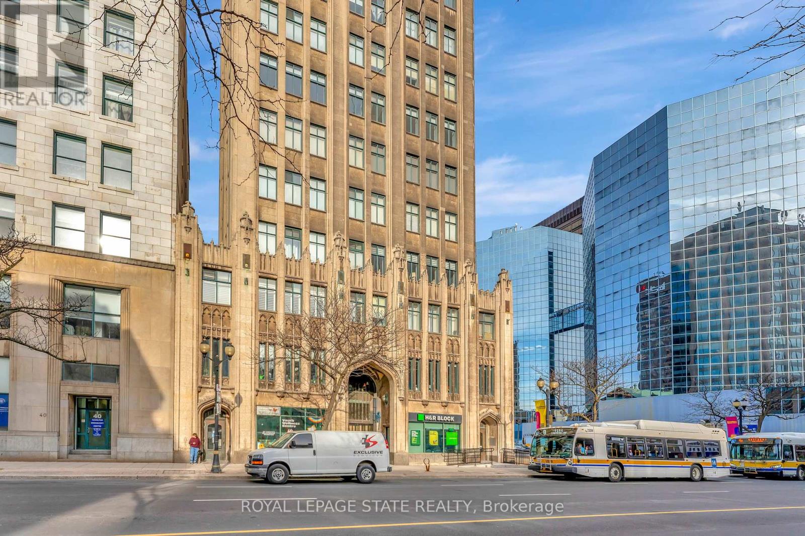 Photo 3 of 701 36 James Street S, Hamilton ON