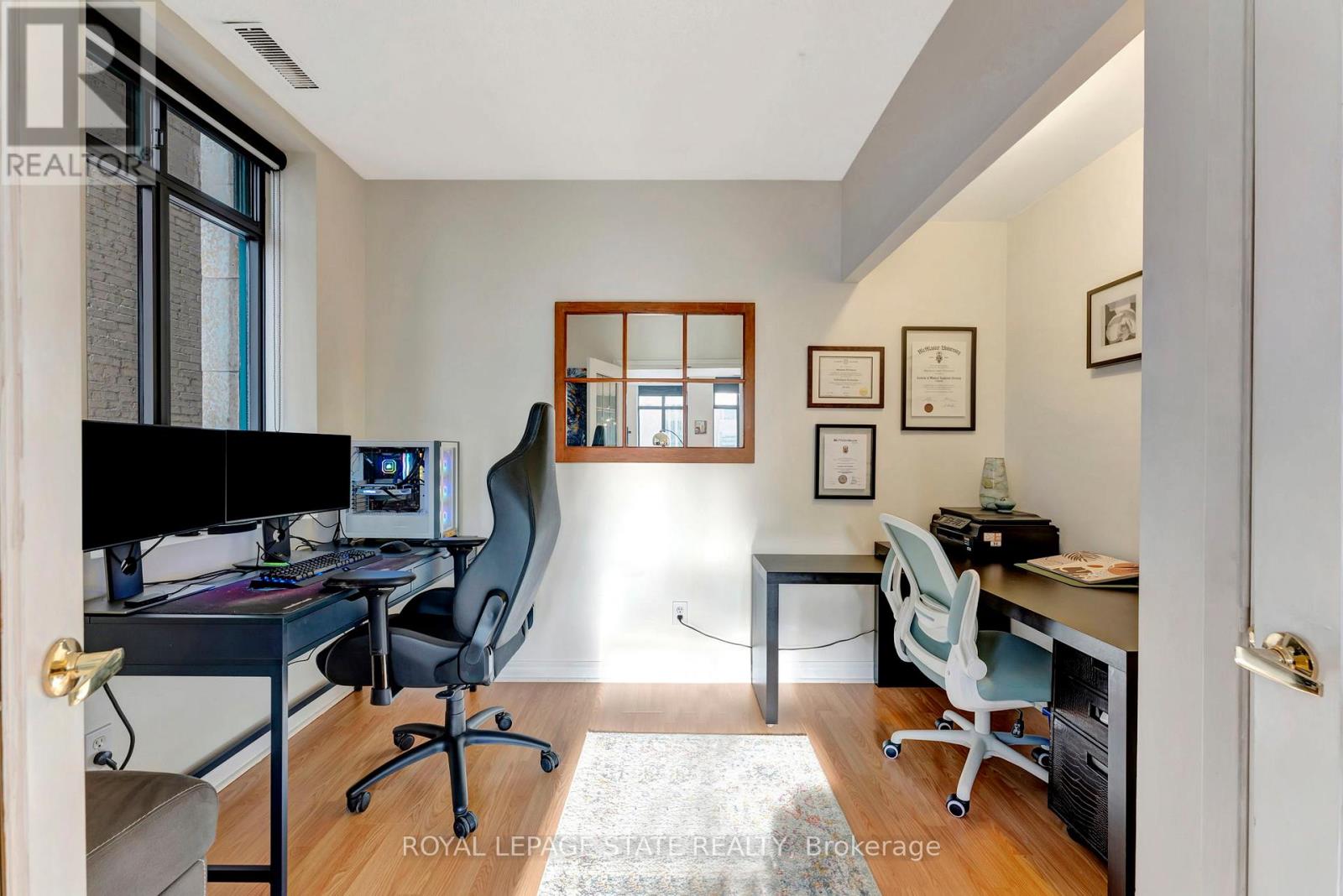 Photo 37 of 701 36 James Street S, Hamilton ON