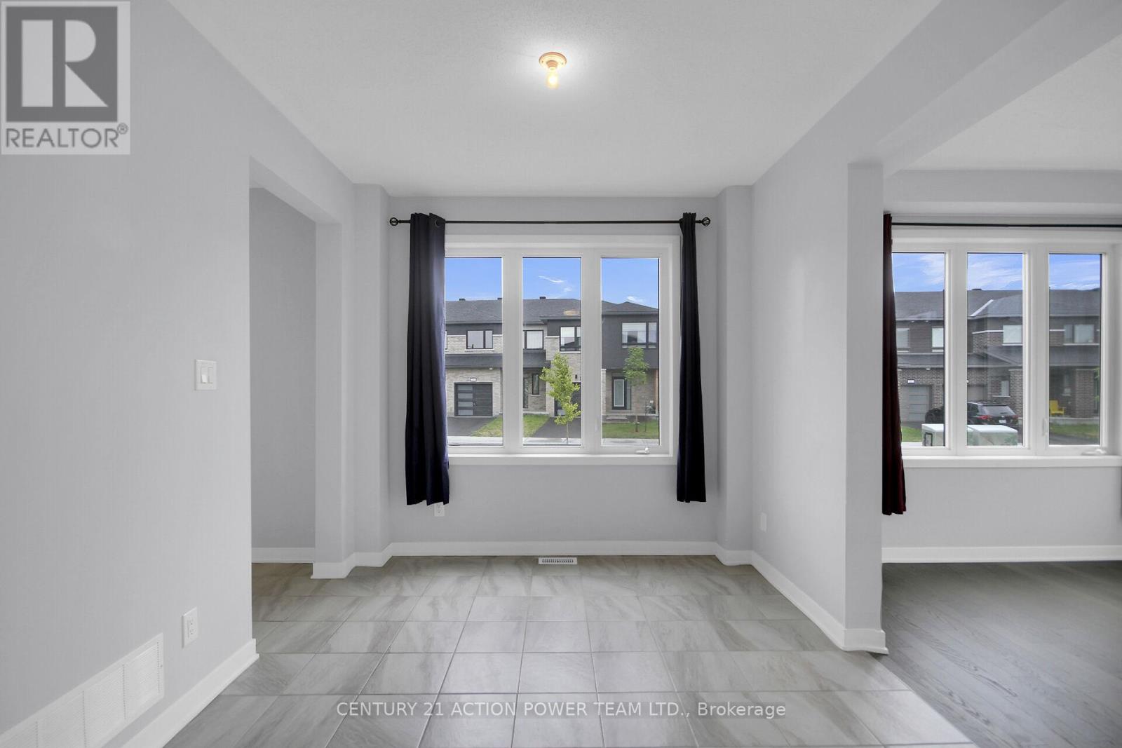 Photo 12 of 254 Ormiston Crescent, Ottawa ON