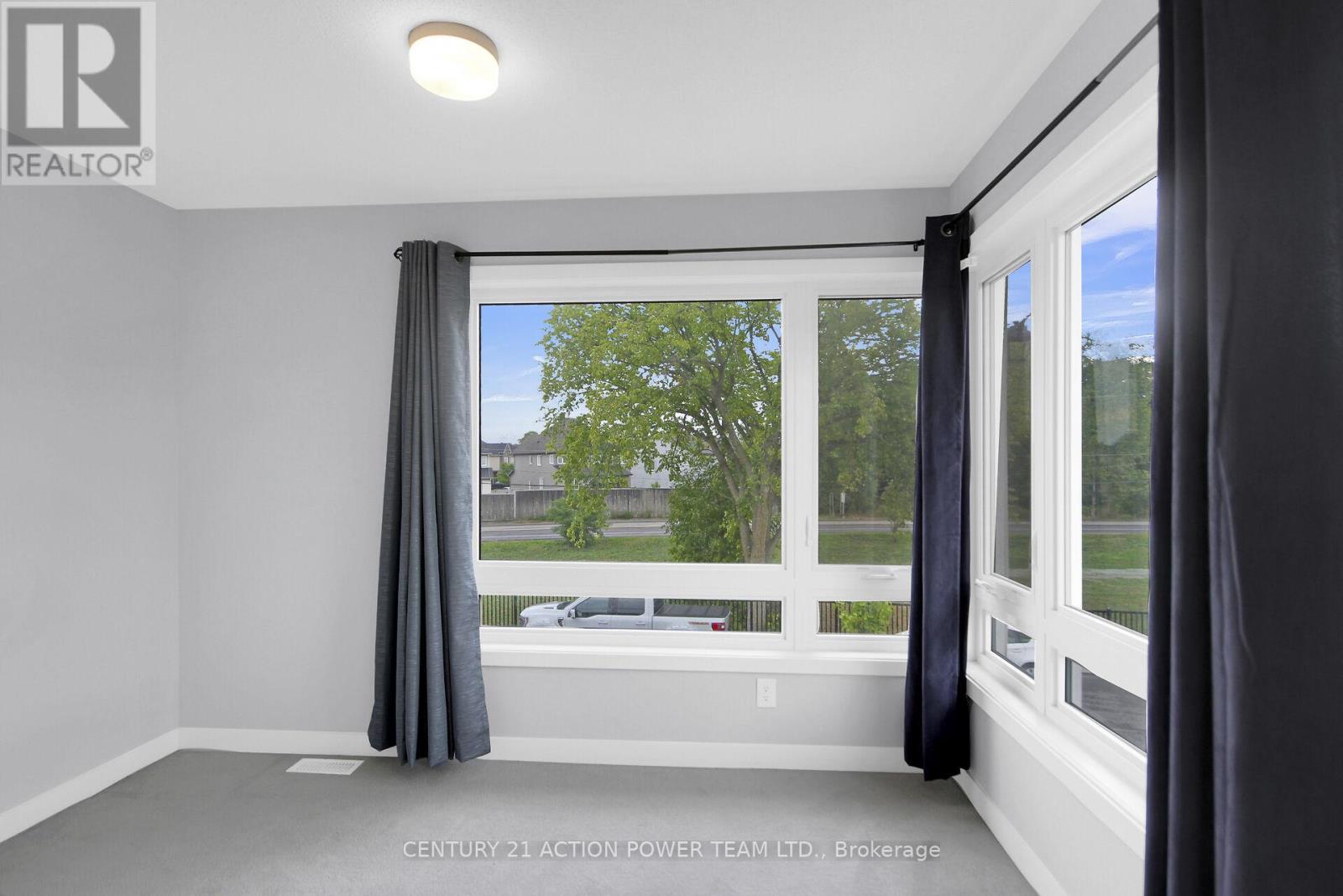 Photo 24 of 254 Ormiston Crescent, Ottawa ON
