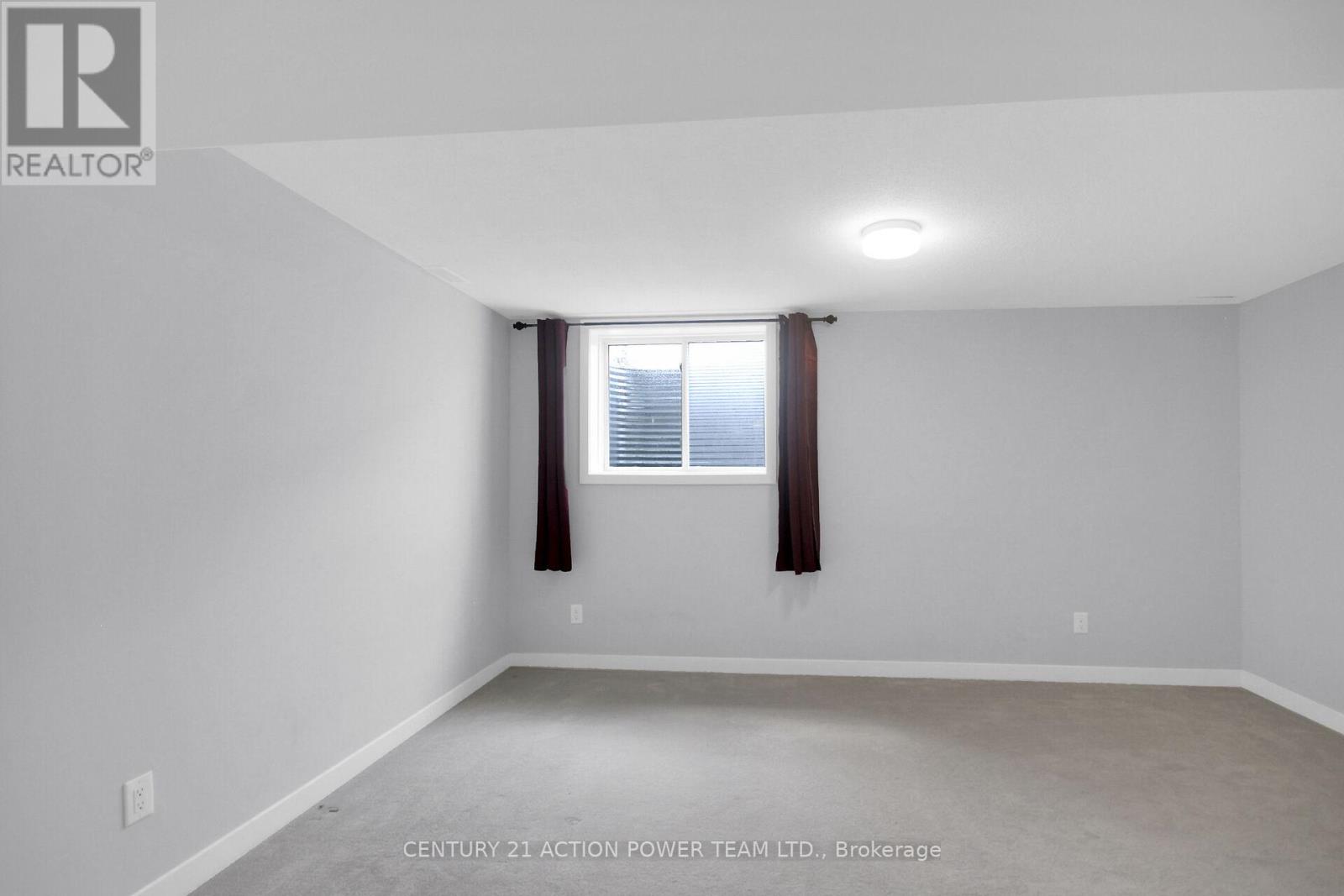 Photo 32 of 254 Ormiston Crescent, Ottawa ON