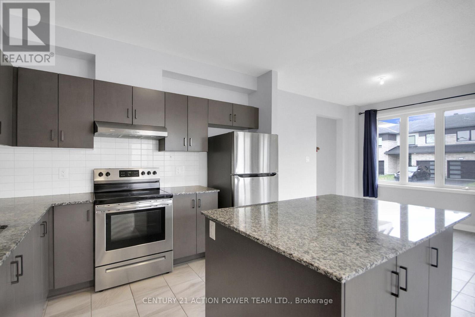 Photo 7 of 254 Ormiston Crescent, Ottawa ON
