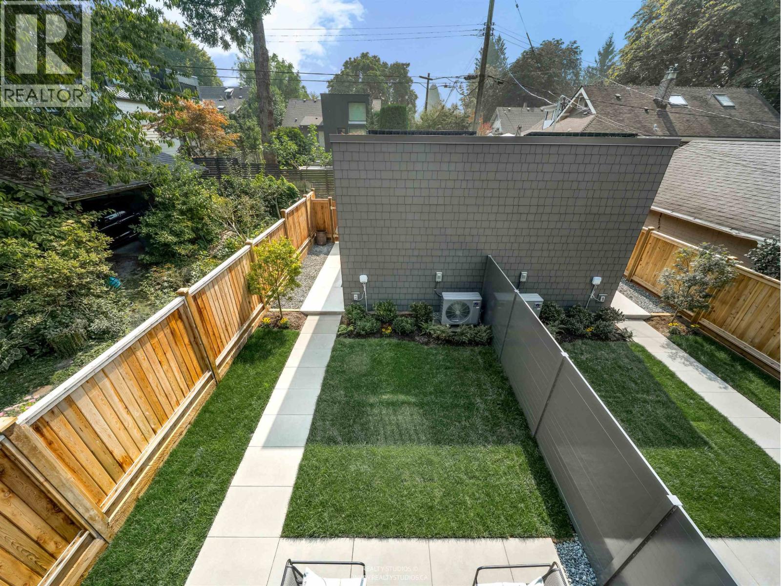 Photo 35 of 1 1120 E 23rd Avenue, Vancouver BC