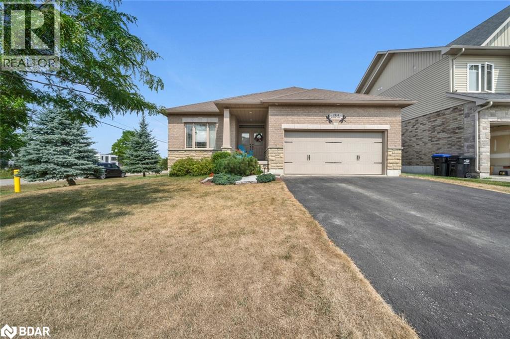 Photo 2 of 3938 Wood Avenue, Severn ON