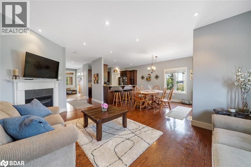 Photo 22 of 3938 Wood Avenue, Severn ON