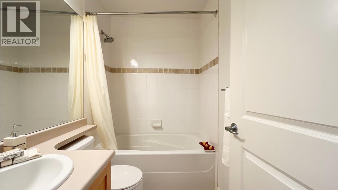 Photo 15 of 312 7000 21 Avenue, Burnaby BC