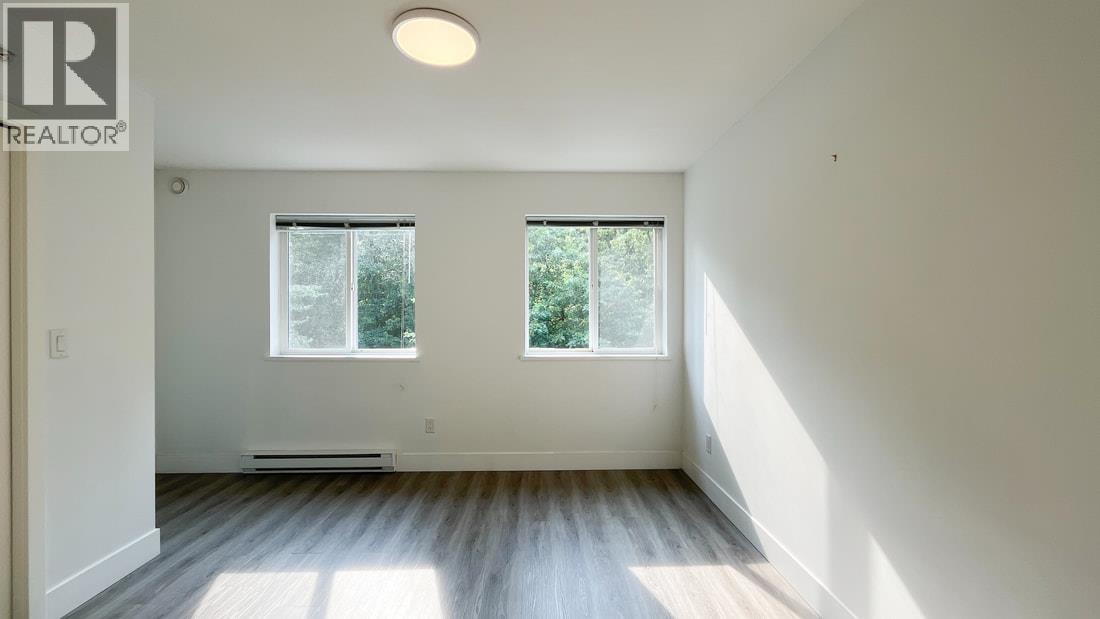 Photo 19 of 312 7000 21 Avenue, Burnaby BC