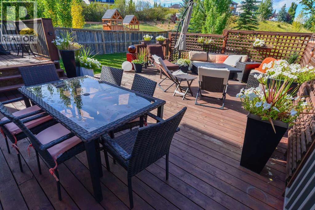 Photo 34 of 53 Tuscany Valley Hill Nw, Calgary AB