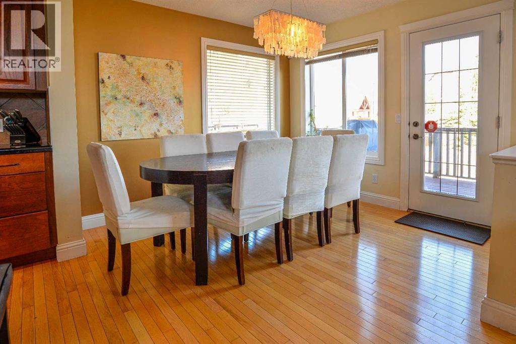 Photo 12 of 53 Tuscany Valley Hill Nw, Calgary AB