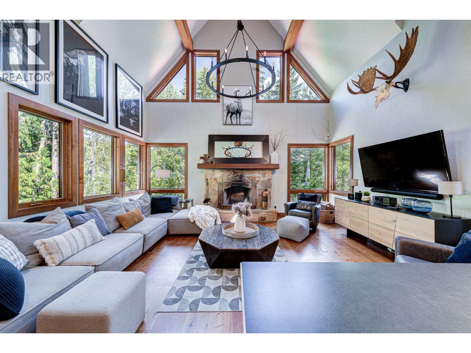 350 Canyon Trail, Fernie