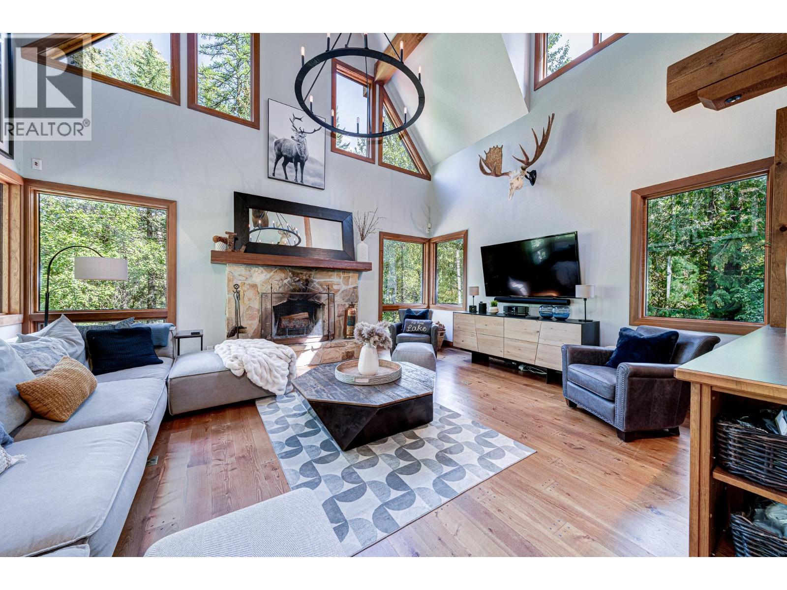 350 Canyon Trail, Fernie