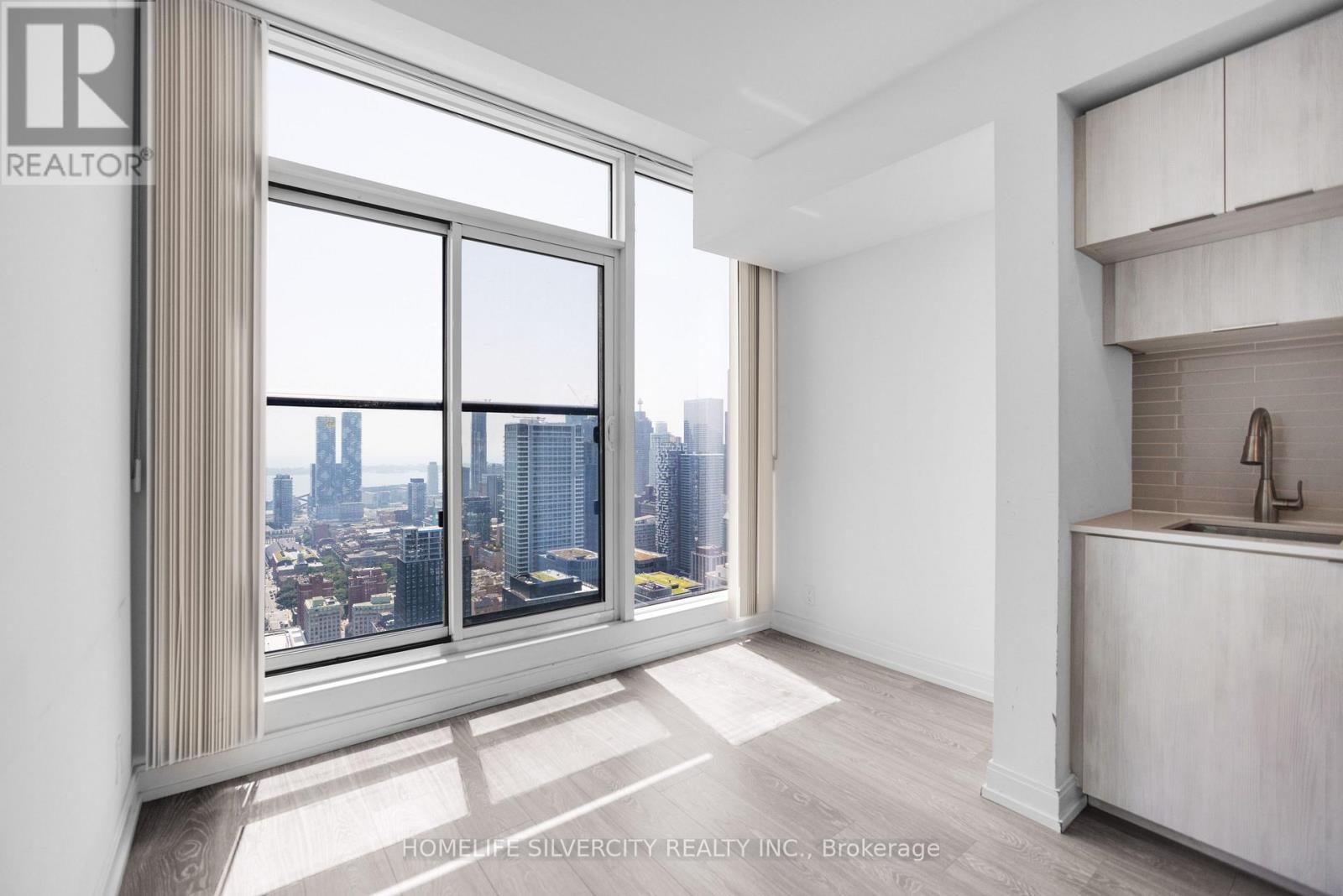 Photo 17 of Ph 8 181 Dundas Street E, Toronto ON