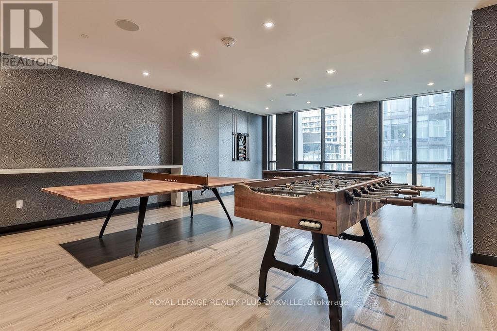 Photo 9 of 3406 1 Yorkville Avenue, Toronto ON