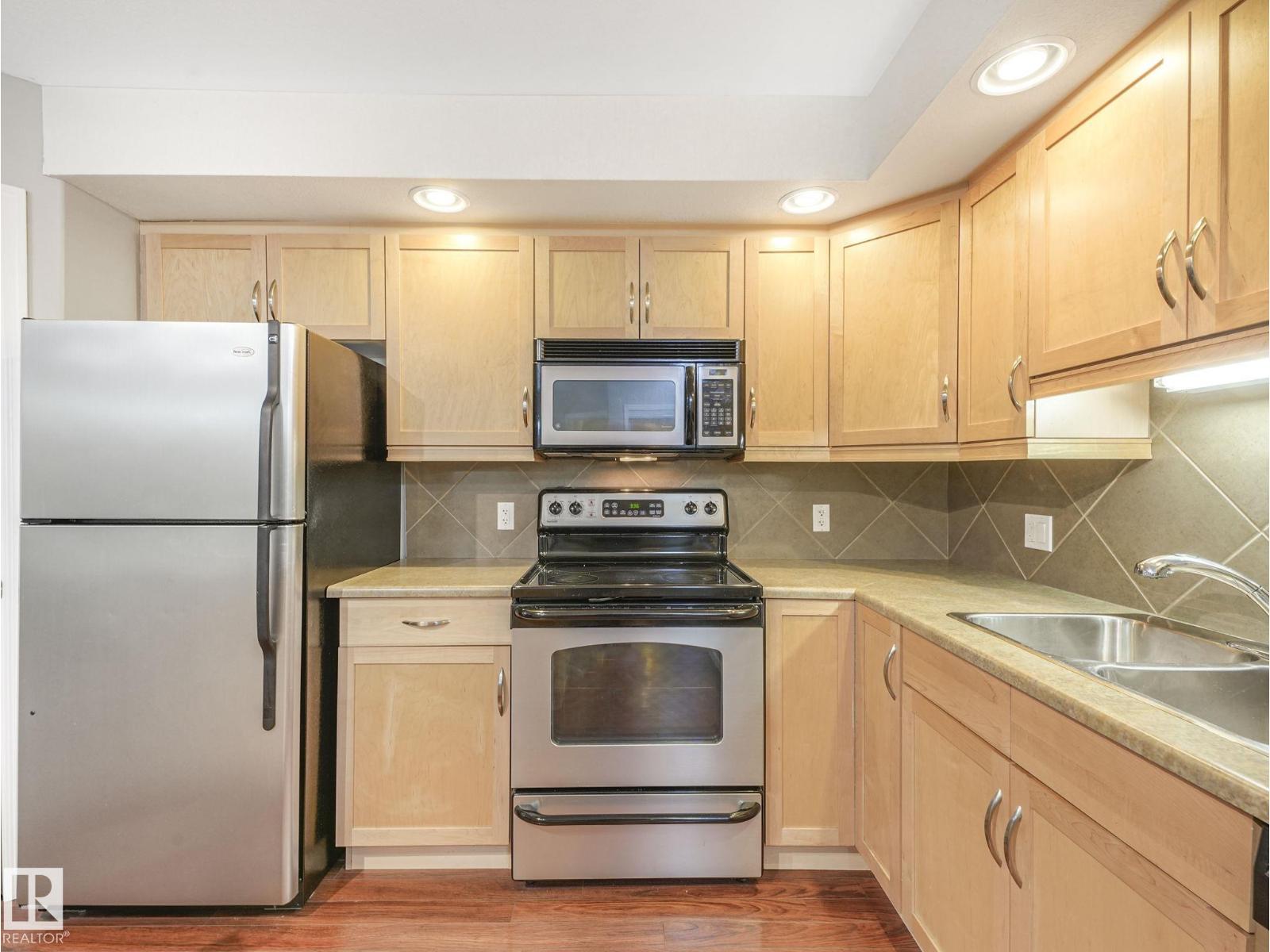Photo 13 of 103 1320 Rutherford Rd Sw, Edmonton AB