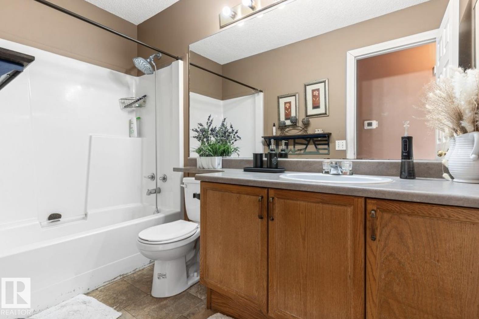 Photo 20 of 4030 37 A Avenue Nw, Edmonton AB
