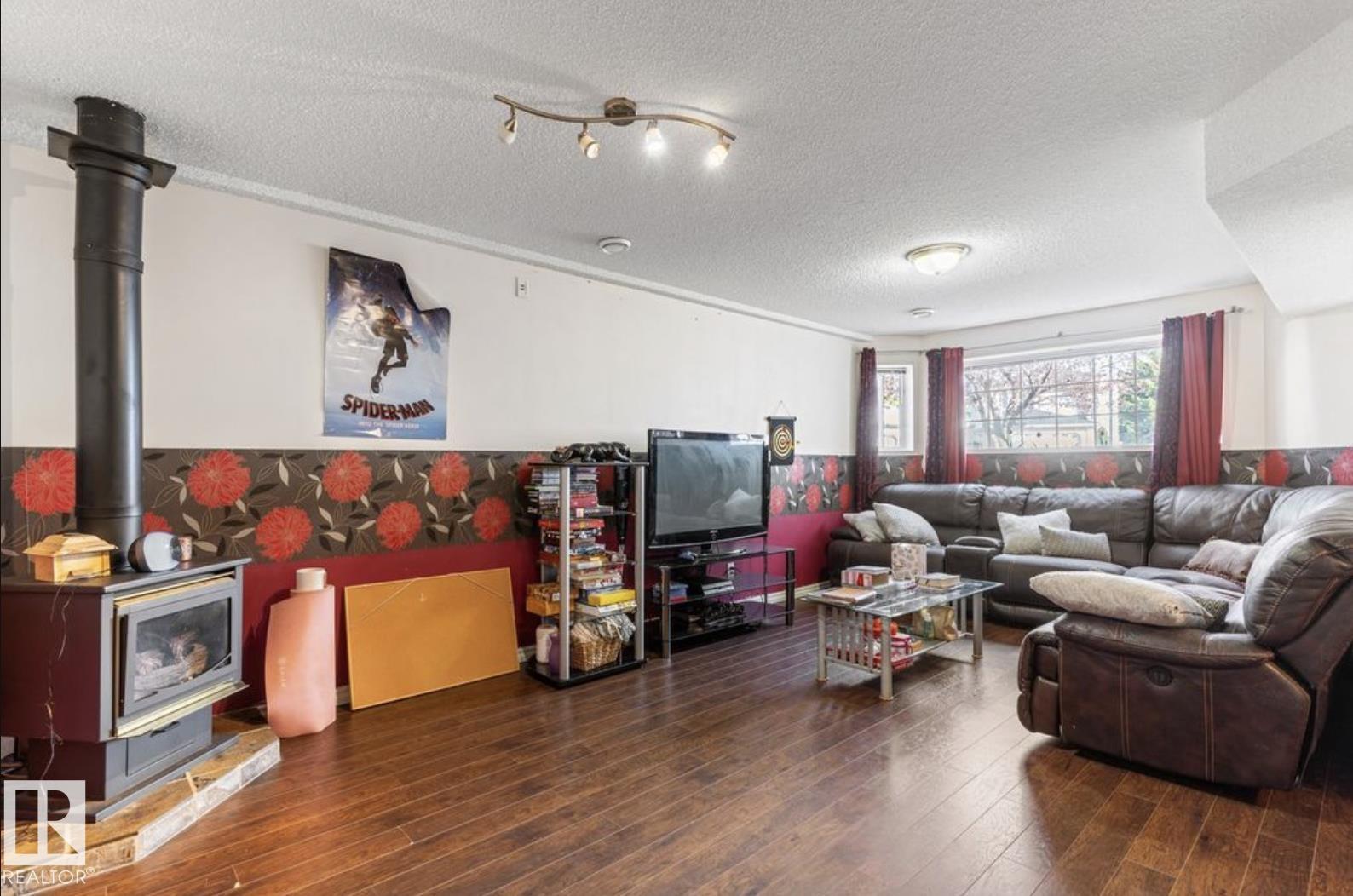Photo 24 of 4030 37 A Avenue Nw, Edmonton AB