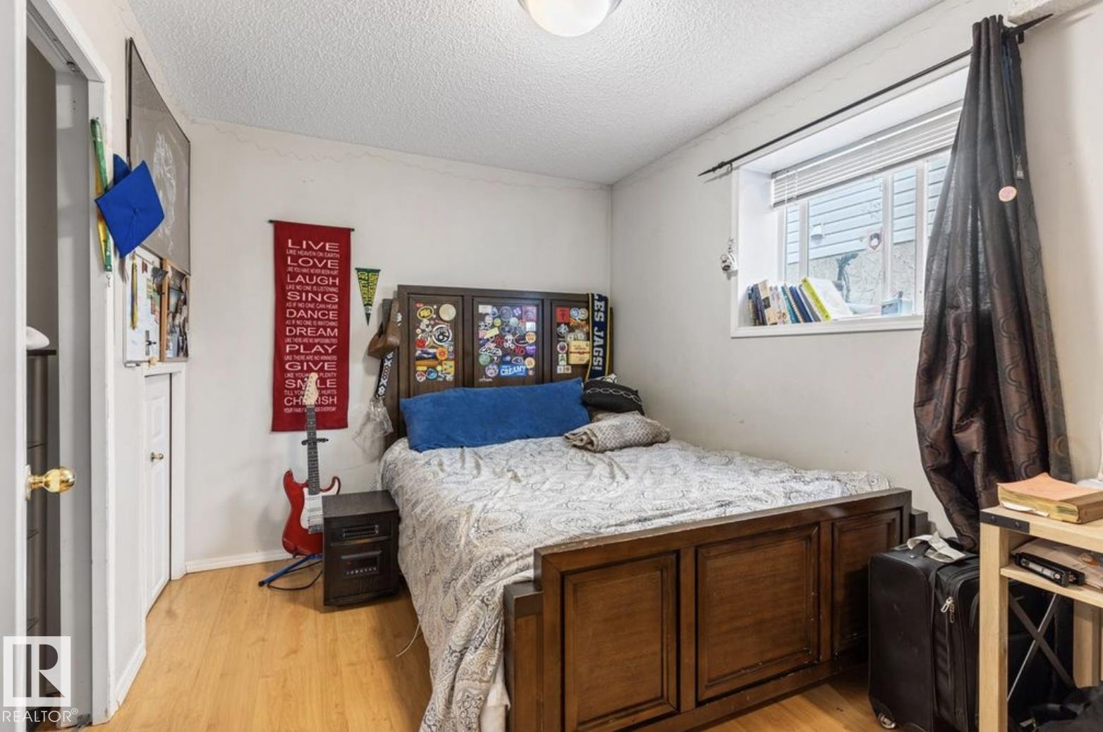 Photo 29 of 4030 37 A Avenue Nw, Edmonton AB