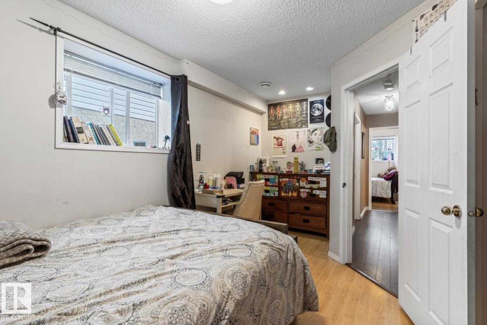 Photo 30 of 4030 37 A Avenue Nw, Edmonton AB