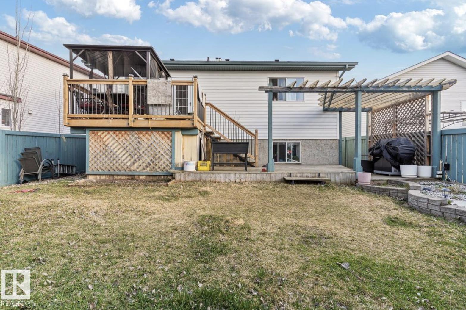 Photo 36 of 4030 37 A Avenue Nw, Edmonton AB