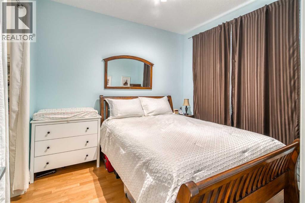Photo 17 of 111 2420 34 Avenue Sw, Calgary AB