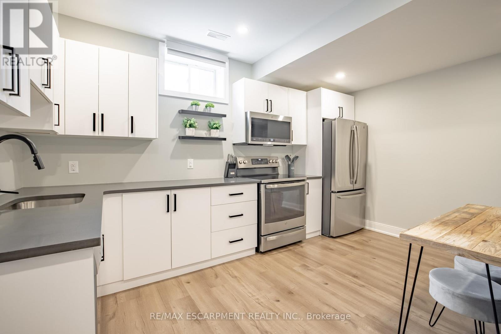 Photo 30 of 4 Lockman Drive, Hamilton ON