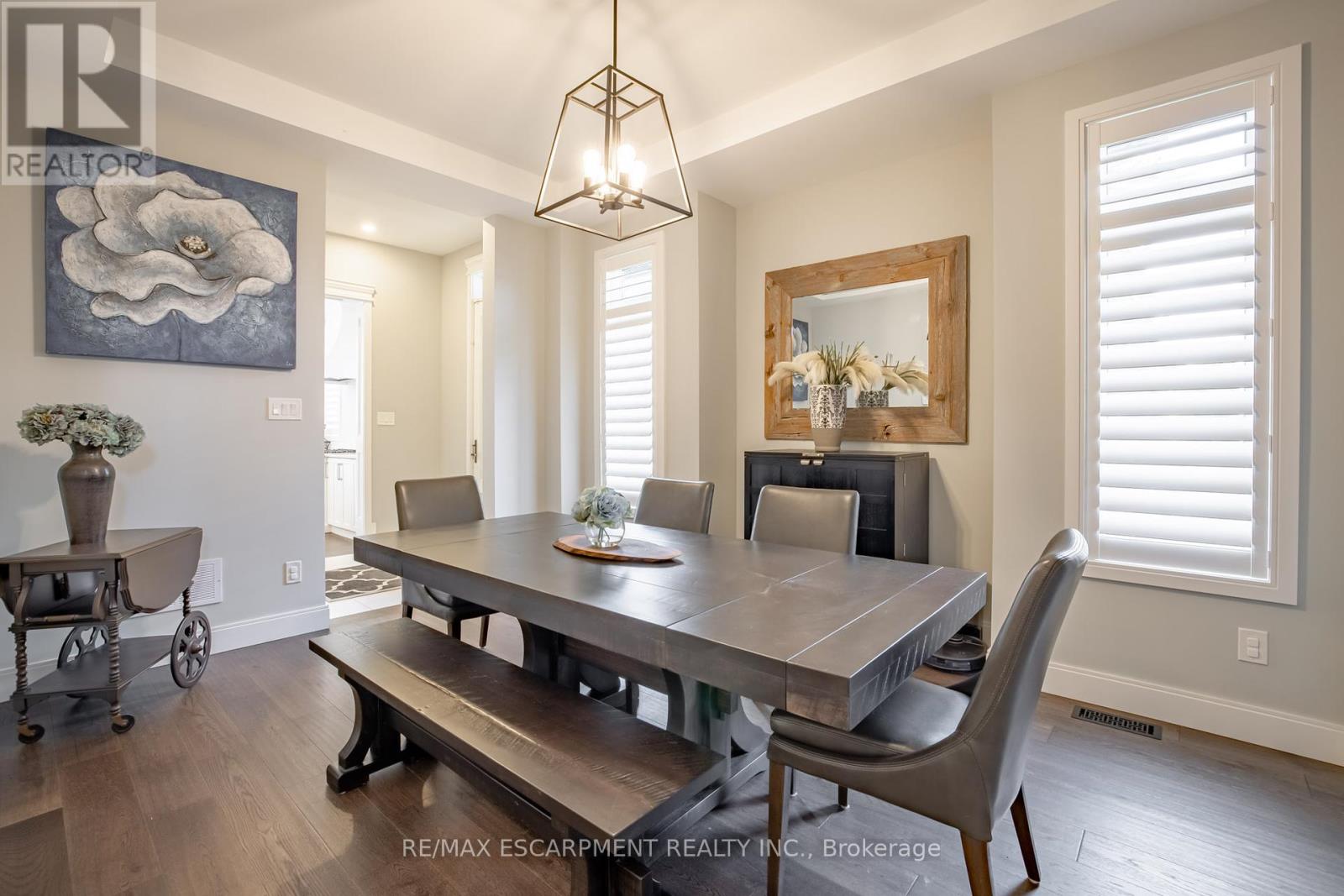 Photo 8 of 4 Lockman Drive, Hamilton ON