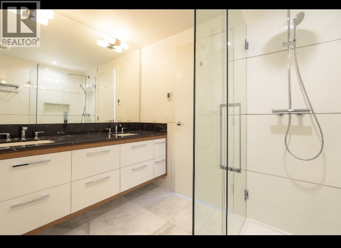 Photo 8 of 1005 4360 Beresford Street, Burnaby BC