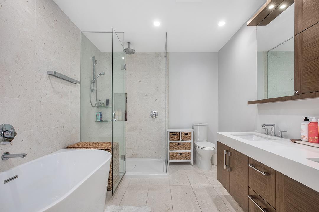 406 1439 GEORGE STREET, White Rock