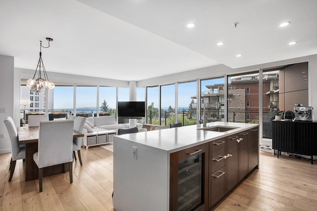 406 1439 GEORGE STREET, White Rock