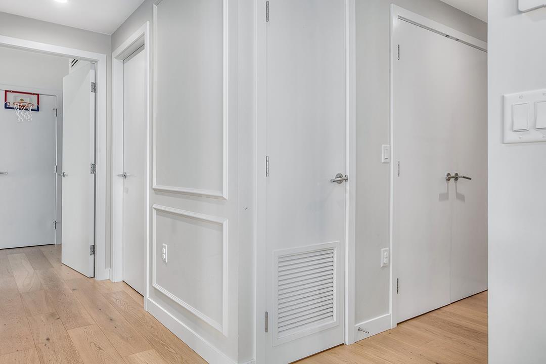 406 1439 GEORGE STREET, White Rock