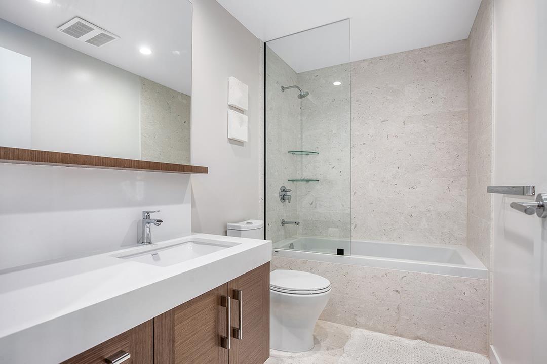 406 1439 GEORGE STREET, White Rock