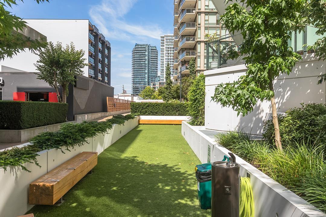 406 1439 GEORGE STREET, White Rock